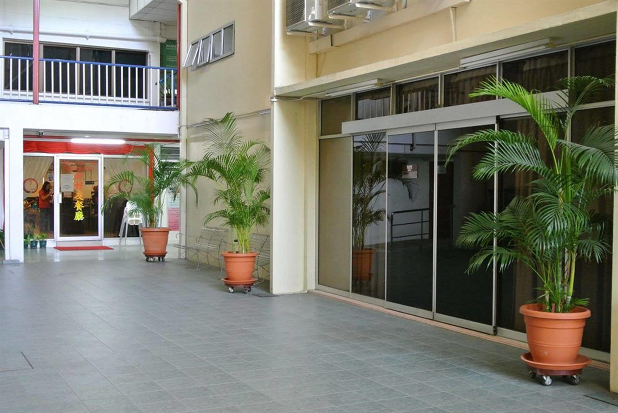 Ymca Penang Hostel George Town Exterior foto